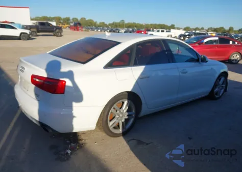 2012 Audi A6 3.0 Premium z USA, uszkodzony, nr VIN WAUGGAFC2CN065647